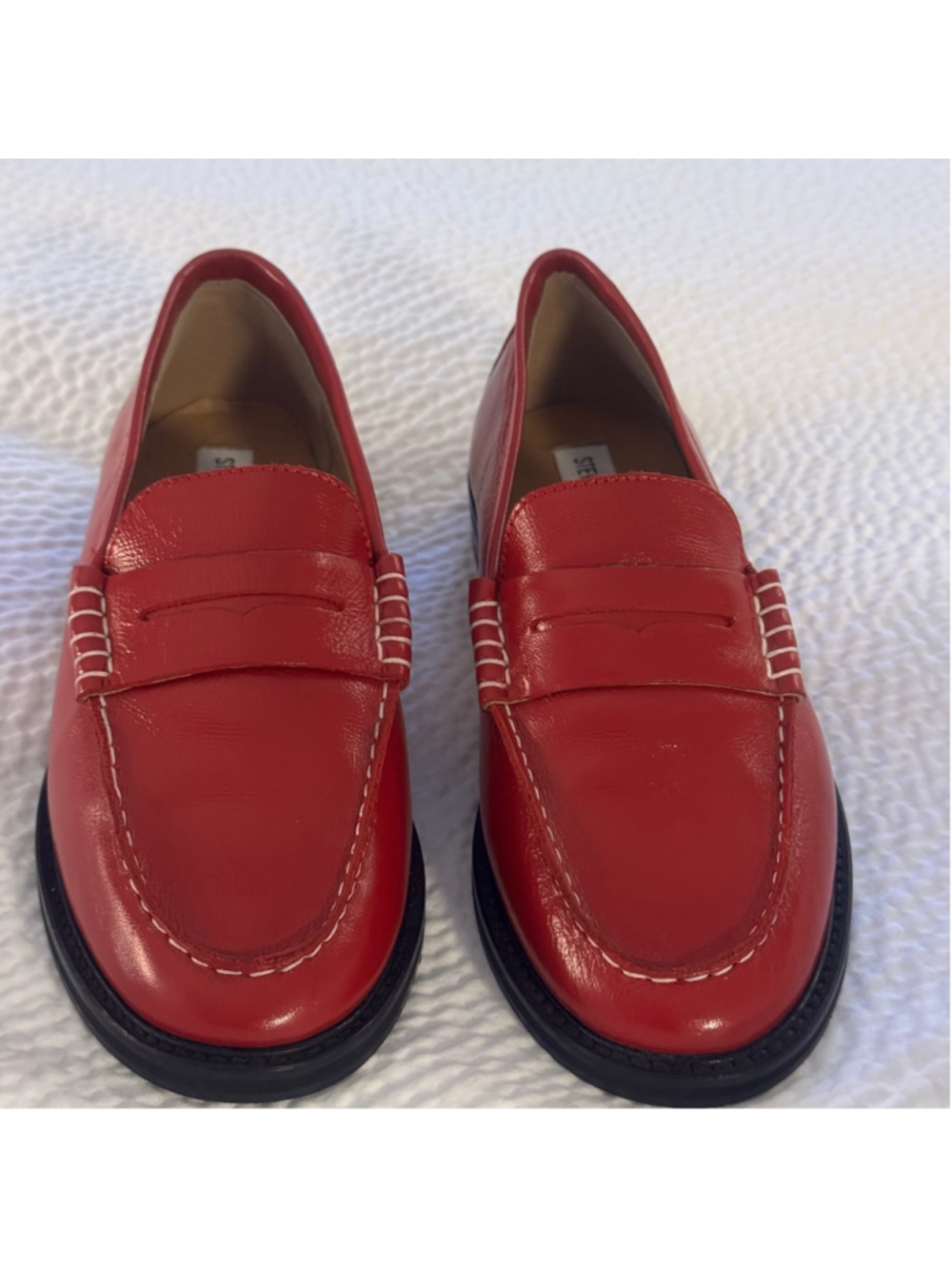 Steve Madden Red Leather Penny Loafers Women’s Size 9.5 Classic Preppy Chic - Picture 3 of 9